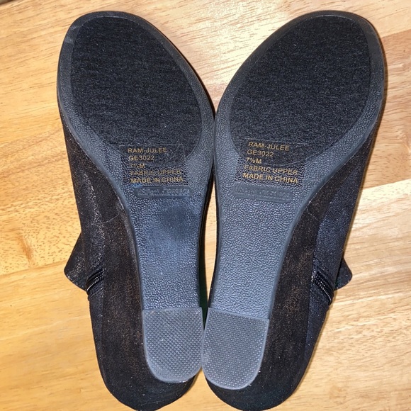 NWOT Rampage Julee Desert Wedge Booties Black/Silver - Picture 7 of 9